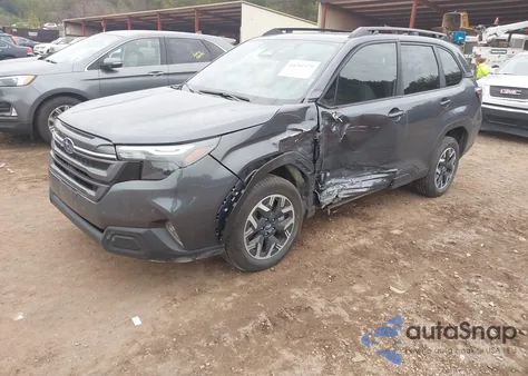 2025 Subaru Forester Premium z USA, uszkodzony, nr VIN JF2SLDDC1SH565388